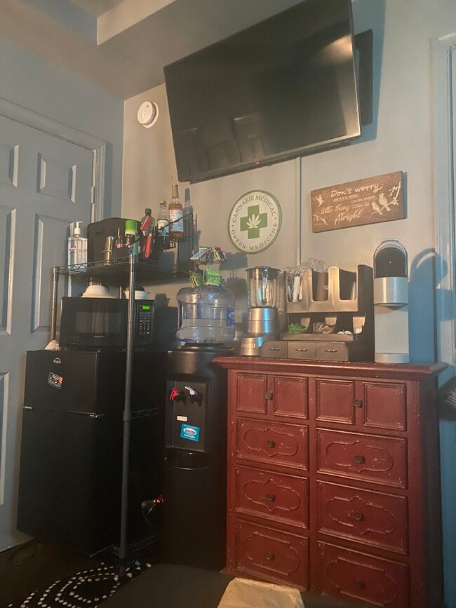 Kitchenette - 1100 Anacostia Rd SE