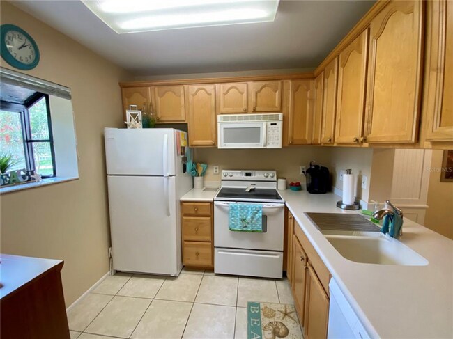 Foto del edificio - 5753 Gardens Dr