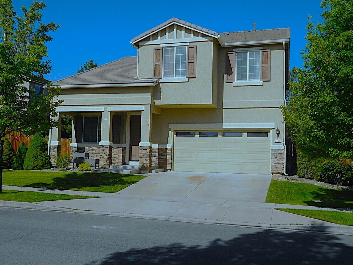 Foto principal - Gorgeous Golden Valley aHome