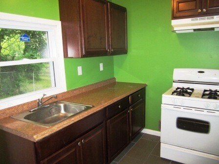 Building Photo - 1520 Elmwood Ave