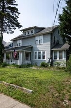 Building Photo - 25 Hillside Ave