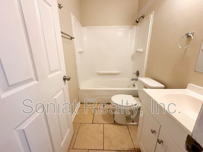 Foto del edificio - 1211 S Clark St