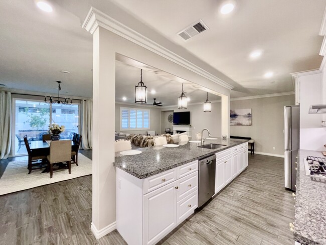 Building Photo - 45721 Middle Gate Ct
