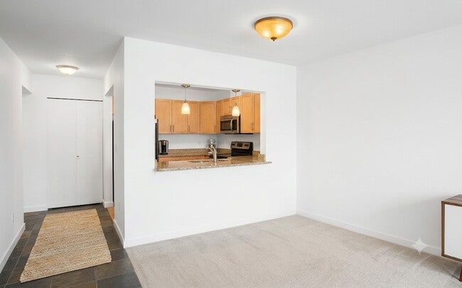 Building Photo - 5500 Friendship Blvd