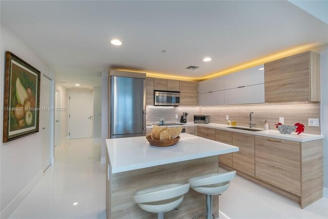 Foto del edificio - 2 bedroom in North Miami Beach FL 33160