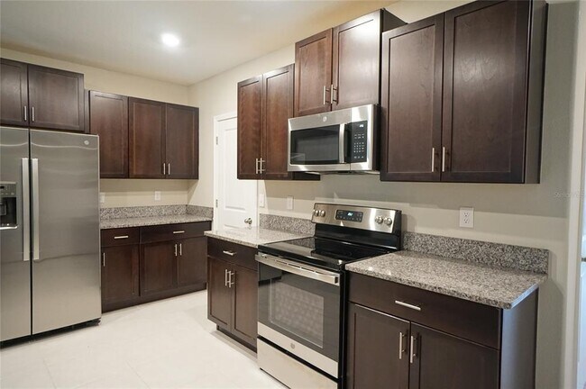 Building Photo - 15514 Miller Creek Dr