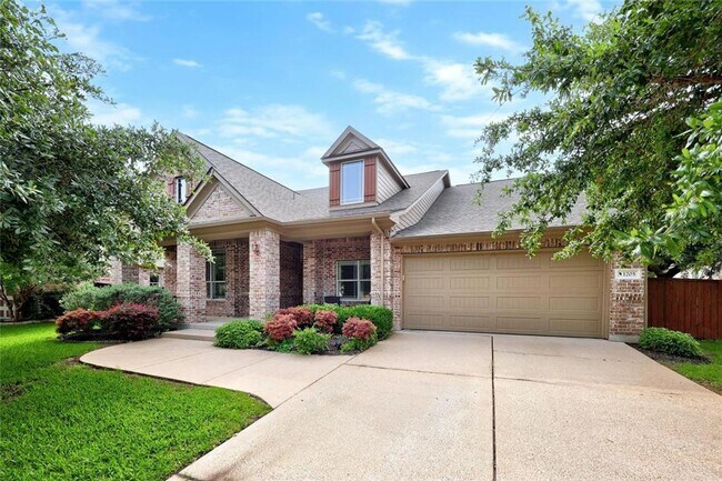 Building Photo - Incredible 4-Bedroom Home for Rent in Red ...