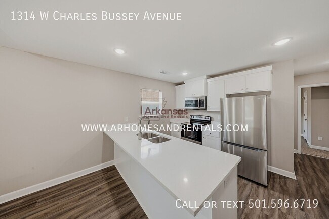Foto del edificio - 1314 W Charles Bussey Ave