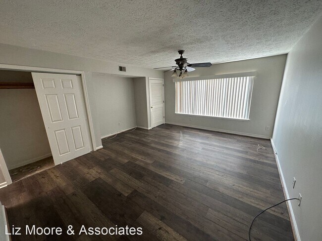 Building Photo - 1 br, 1 bath House - 206 Pacific Drive