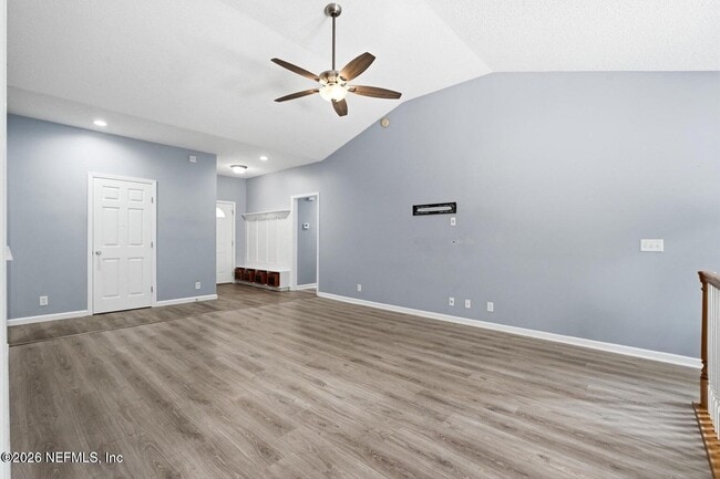 Foto del edificio - 3374 Millcrest Pl