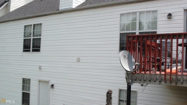 Foto del edificio - 1070 Meadow Walk Ave
