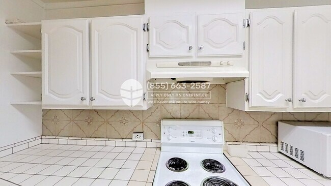 Foto del edificio - 824 El Camino Real