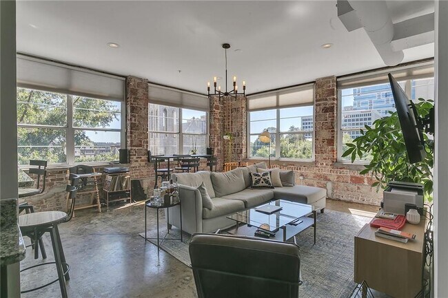 Foto del edificio - 800 Peachtree St NE