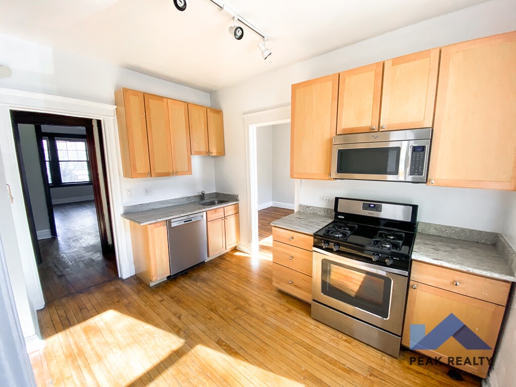 Foto principal - 2155 W Concord Pl