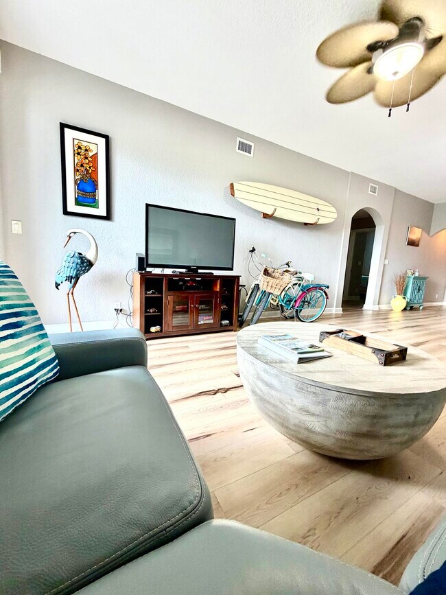 Foto del edificio - 112 Bayfront Dr