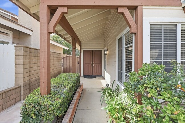 Building Photo - 3353 Silvertip Rd