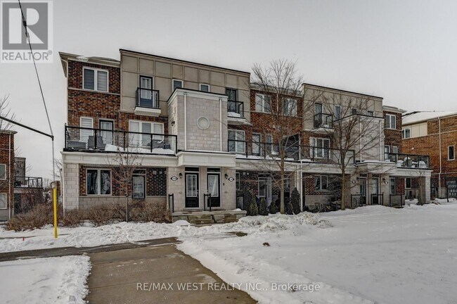 Building Photo - 118 Daylily Ln