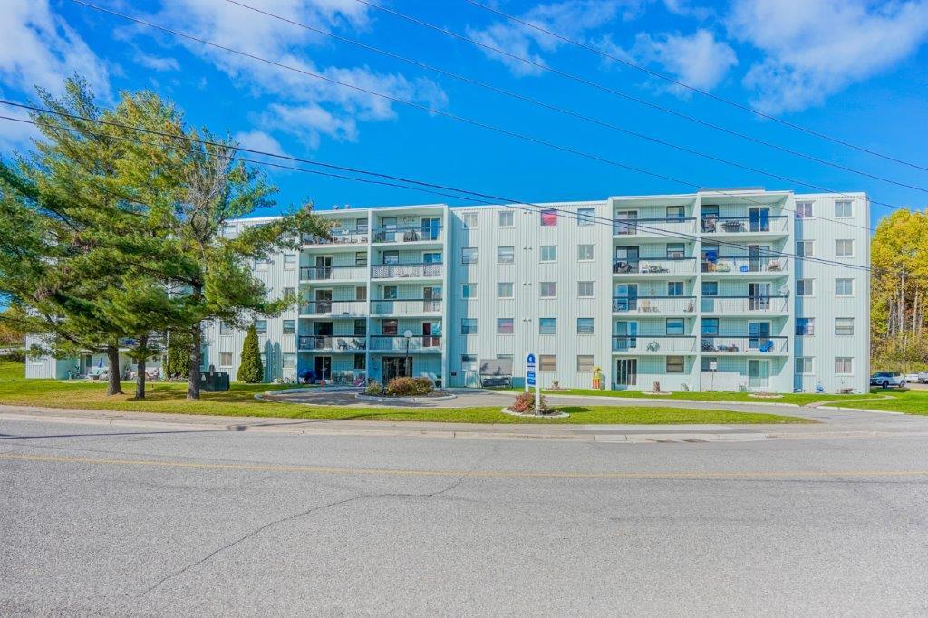 652 MacDonald Ave Unit 104, Sault Ste. Marie, ON P6B 5W4 Apartment