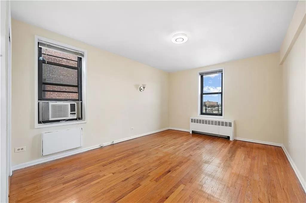 Foto principal - 2620 Ocean Pkwy