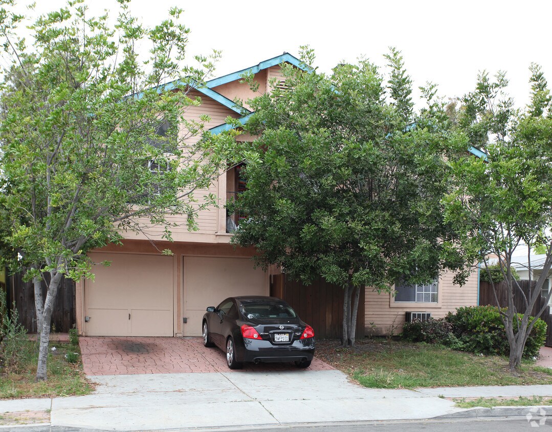 Foto del edificio - 4262 Van Dyke Ave