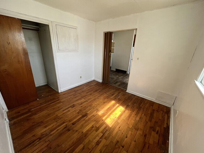 Foto del edificio - 300 Zoll St