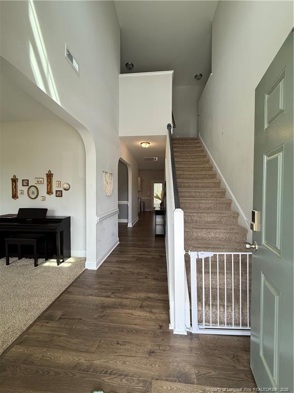 Foto del edificio - 195 Kensington Dr