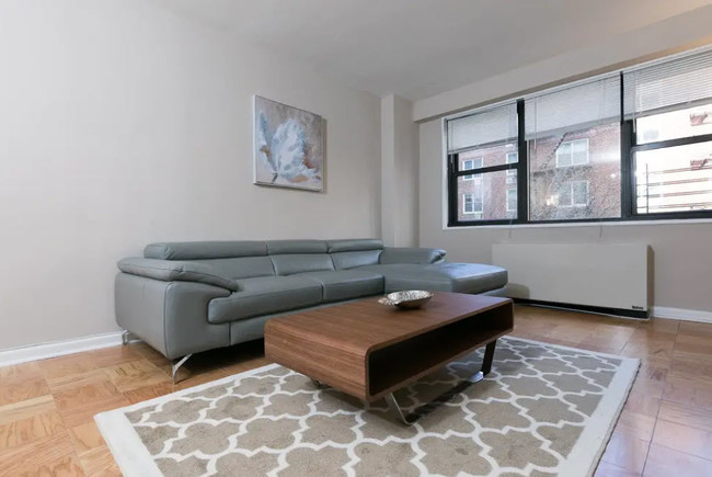 Building Photo - 205 East 86th St
