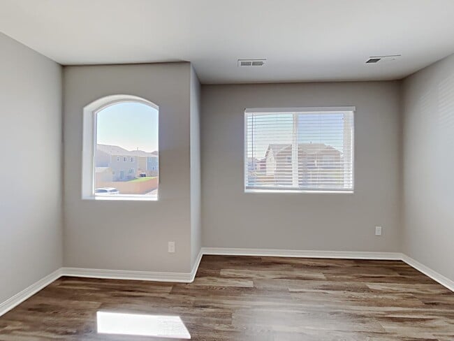 Building Photo - 9586 Ghost Flower Ln