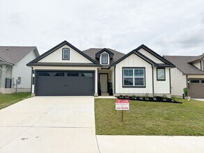 Building Photo - 7307 Gilbert Dr