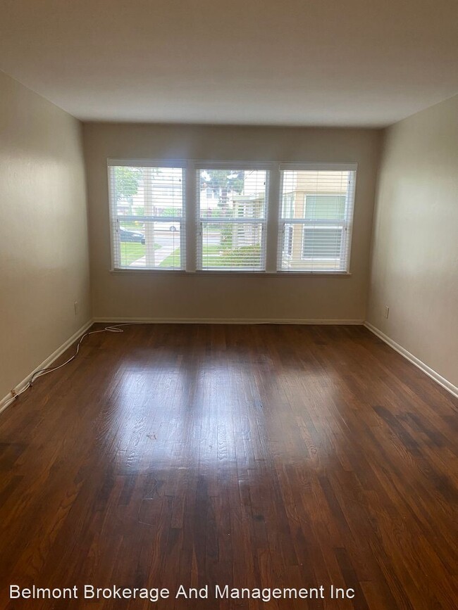 Building Photo - 1 br, 1 bath Apartment - 1000-1050 E. SAN ...