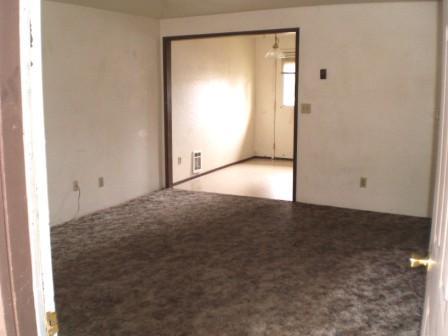 Building Photo - 470 S Cammann St