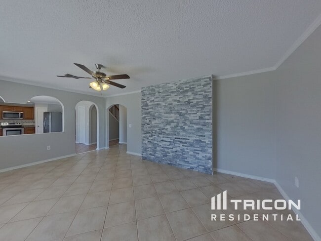 Building Photo - 901 Basilica Ln