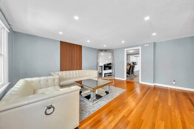 Foto del edificio - 134 Ellsworth Ave