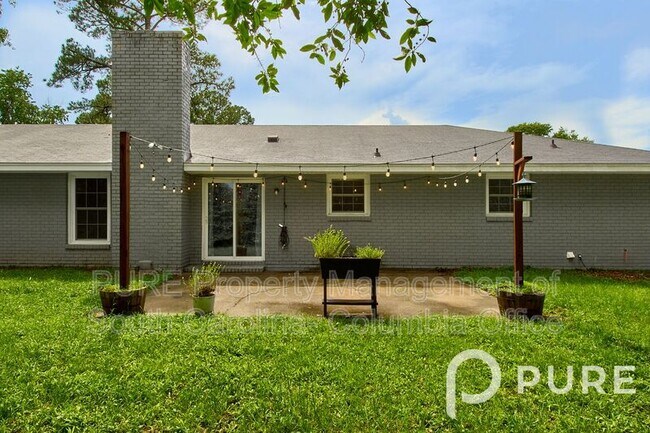 Foto del edificio - 3 Village Ct