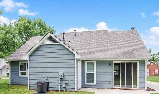Building Photo - 10616 Spruce Knob Ln