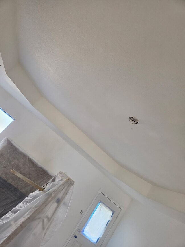 Foto del edificio - Beautifully Remodeled 4 Bedroom + Office H...