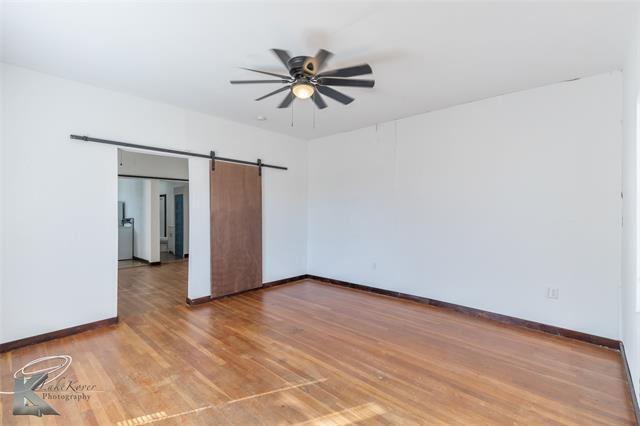 Foto del edificio - 344 SW Ave A