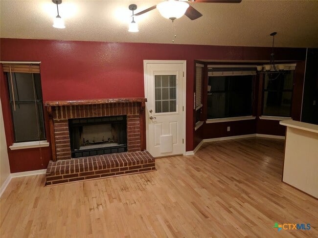 Foto del edificio - 1502 Stratford Dr