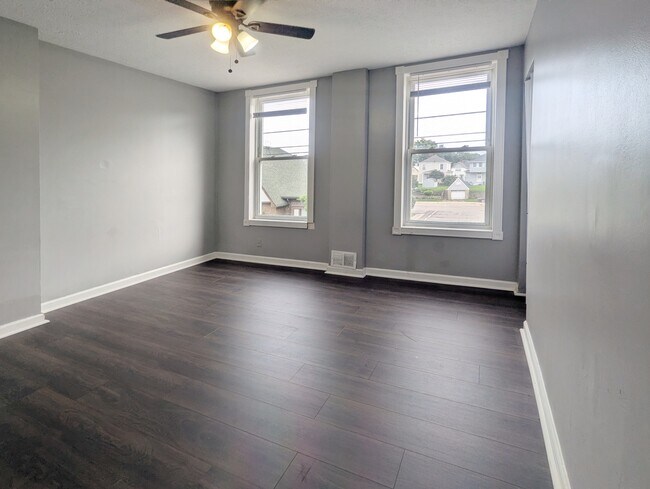 Bedroom 1 - 145 W Benson St