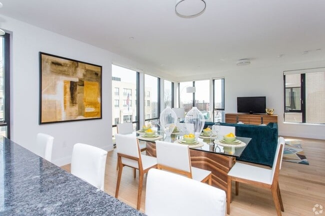 Building Photo - 1481 Tremont St