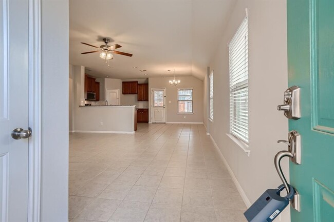 Building Photo - 223 Callahan Ln