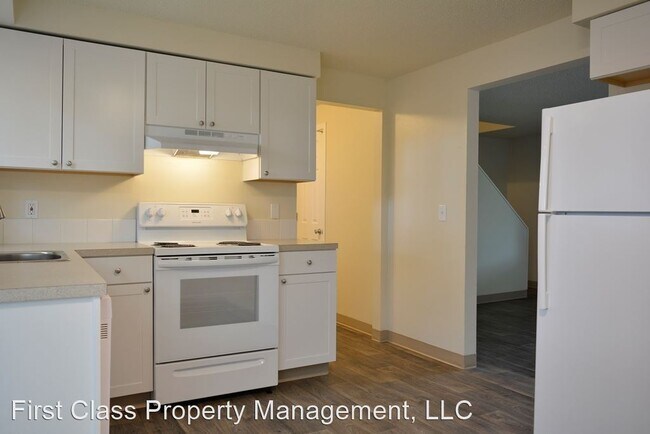 Building Photo - 1677 Dollar St