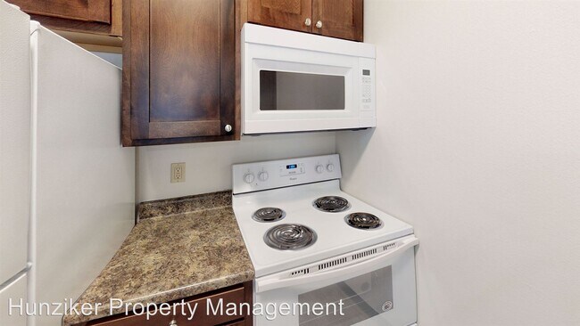 Building Photo - 1025 Delaware Ave