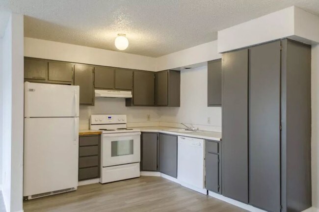 Foto del edificio - Cougar Ridge Apartments