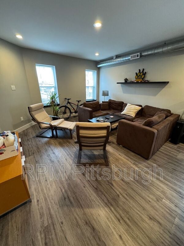 Building Photo - 5148 Dearborn St