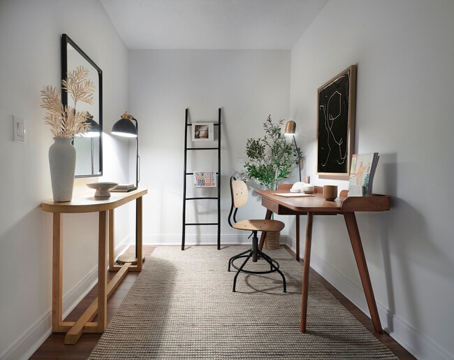 Building Photo - Harrison