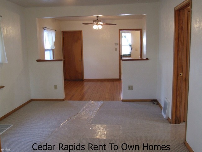 Building Photo - 3 br, 2 bath House - Price Decrease on Bud...