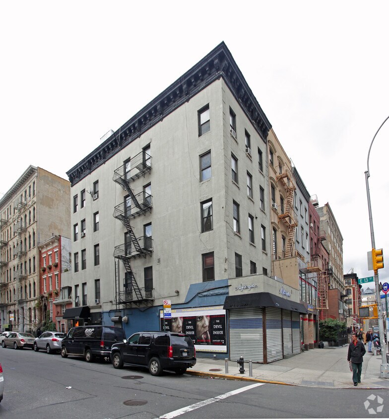 Building Photo - 213 Second Ave