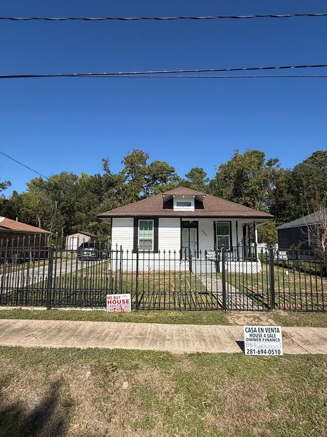 Building Photo - BEAUTIFUL HOME IN HOUSTON. MOVE IN READY!.