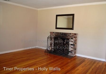 Building Photo - 2600 Catalina Dr